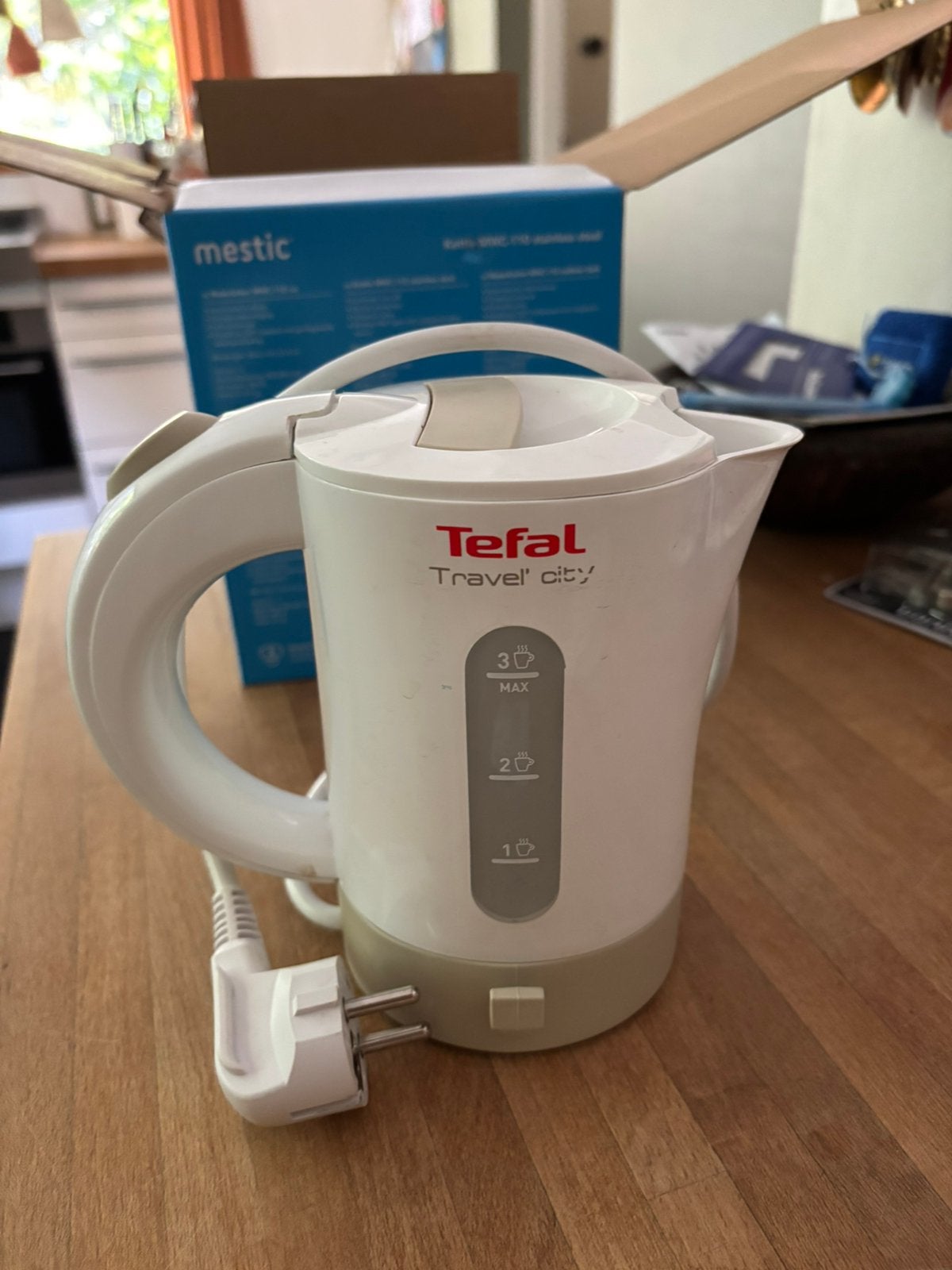 Waterkoker voor op de camping / kamperen, Minder dan 1 liter, Ophalen, Zo goed als nieuw