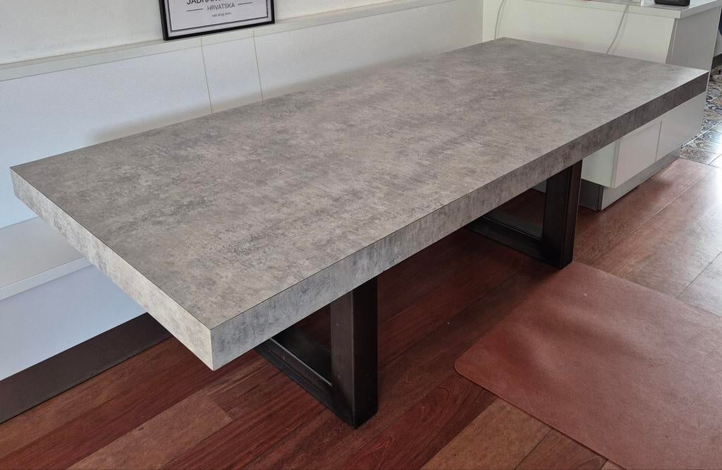 Prachtige eettafel HPL betonlook 2.40m x 1m, Huis en Inrichting, Tafels | Eettafels, Ophalen of Verzenden, Vijf personen of meer