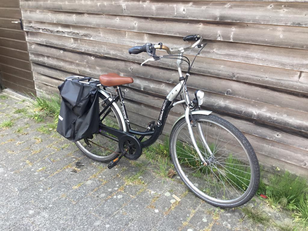 Damesfiets Hollandia met lage instap en fietstassen, Fietsen en Brommers, Velgrem, 50 tot 53 cm, Ophalen, Overige merken