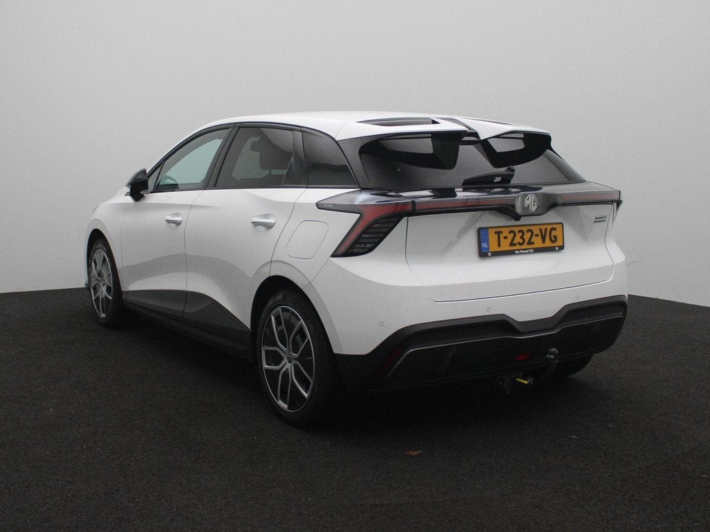 MG 4 Luxury 64 kWh | Apple Carplay/Android Auto | Achteruitr, Auto's, MG, Automaat, 12 maanden, Achterwielaandrijving, Gebruikt