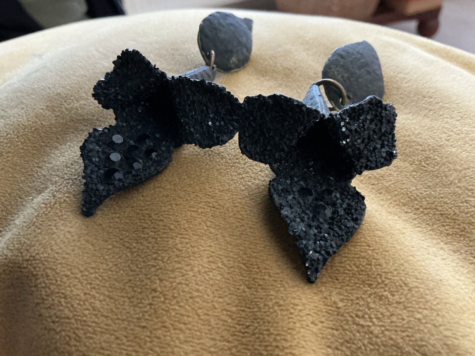 Christopher Clark vintage oorbellen, Overige materialen, Verzenden, Zwart, Met strass