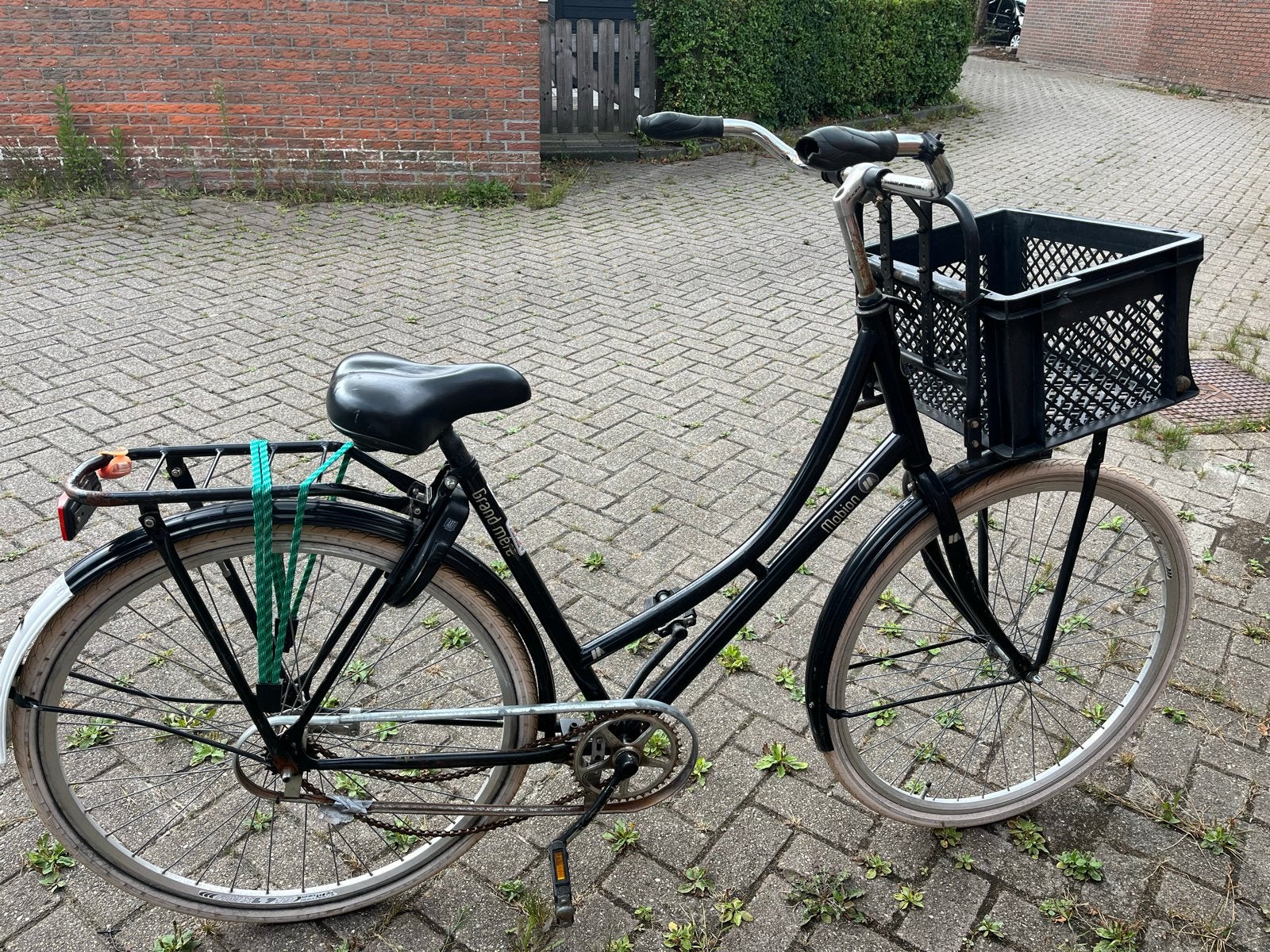 Zwarte weduwe stationsfiets - ketting moet vervangen, Ophalen, Gebruikt, Overige merken