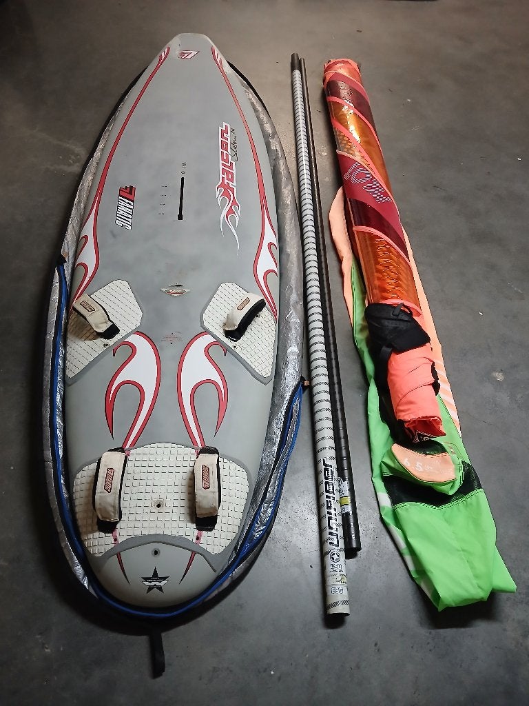 Complete windsurfset Fanatic Falcon + Gaastra, Ophalen, Gebruikt, Minder dan 250 cm, Met mast