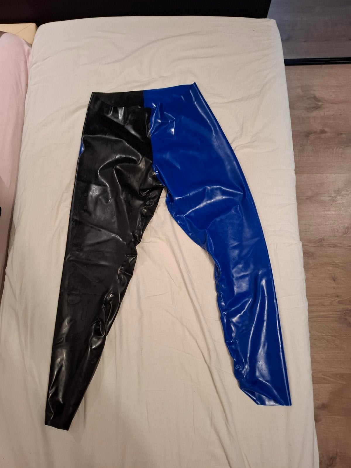 latex legging blauw zwart, Legging, Blauw, Ophalen of Verzenden, Maat 44/46 (L)