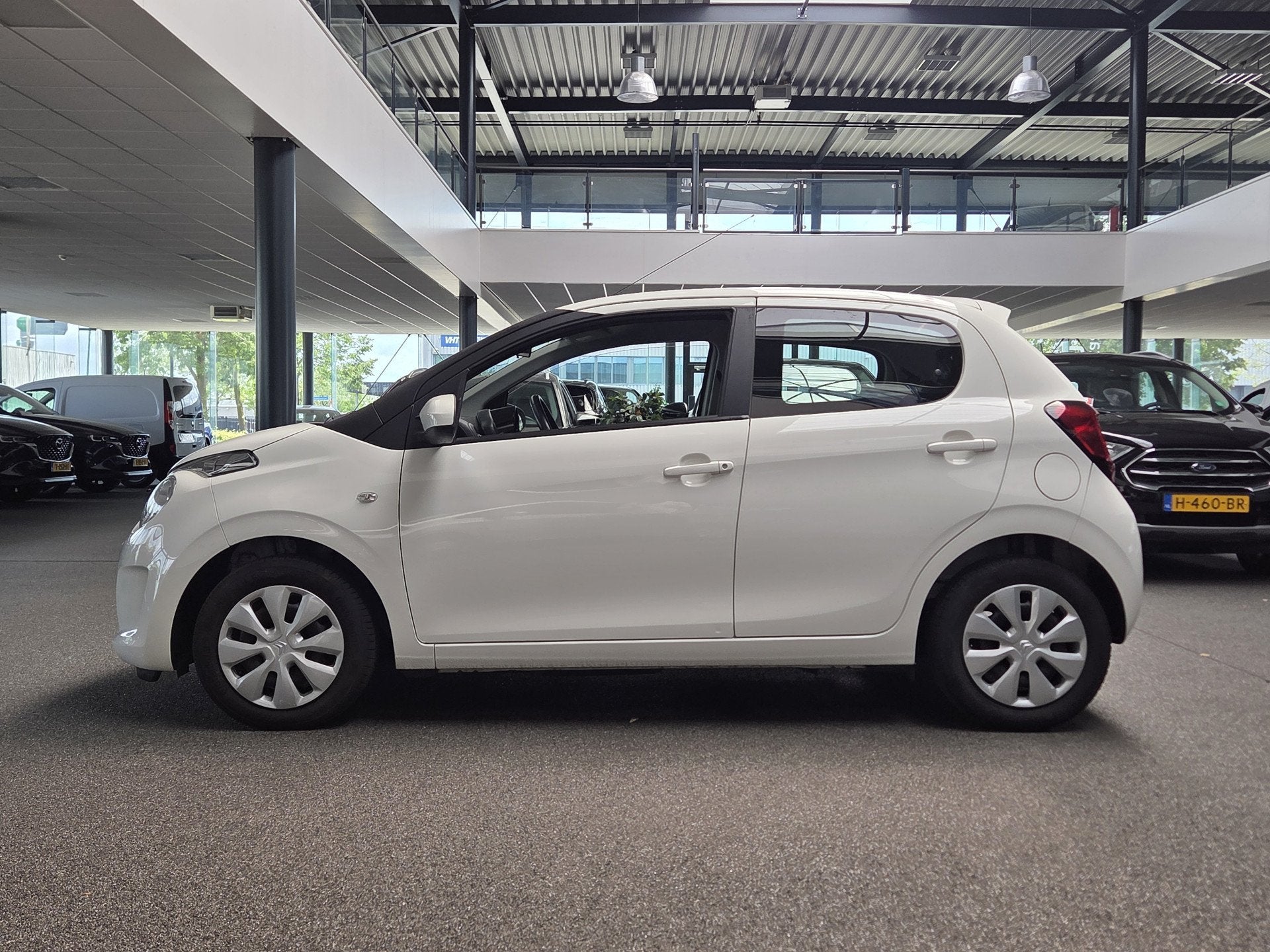 Citroën C1 1.0 VTi Feel Airco, El Pakket, BT Telefoon, Etc., Voorwielaandrijving, Gebruikt, Euro 6, 4 stoelen
