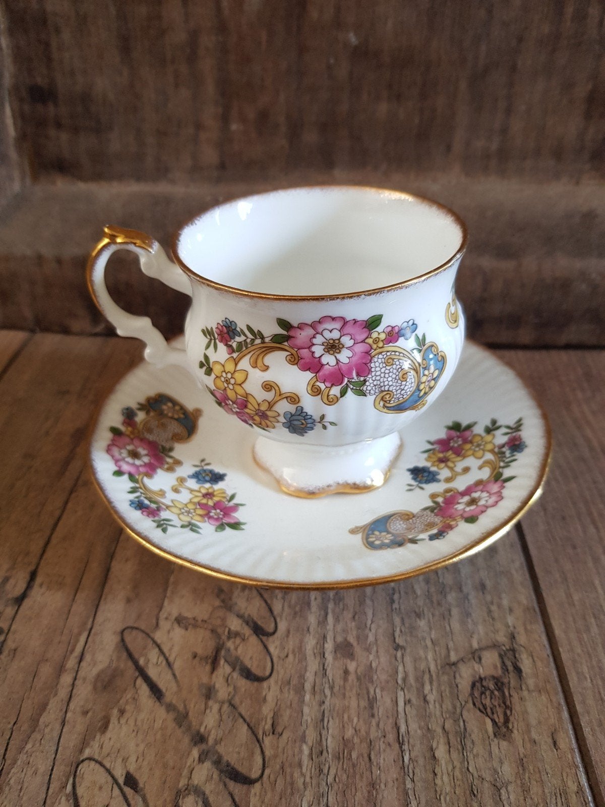 kop en schotel Elizabethan fine bone china, Ophalen of Verzenden