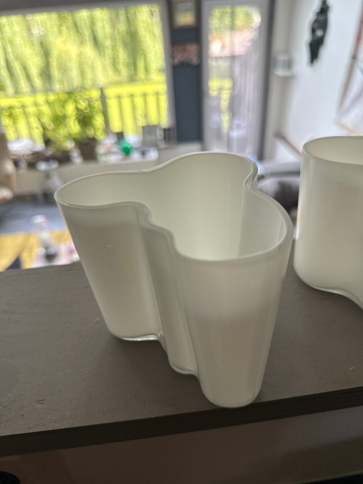 Set van 2 Witte Aalto Vazen - Iittala Design, Antiek en Kunst, Ophalen