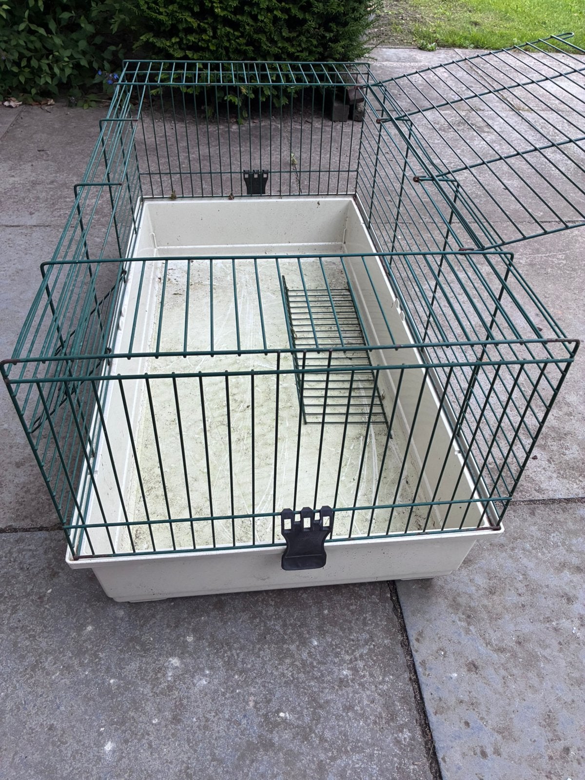 Cavia konijn verblijf hok met plastic bak binnen, Dieren en Toebehoren, Kooi, Zo goed als nieuw, Cavia, Ophalen