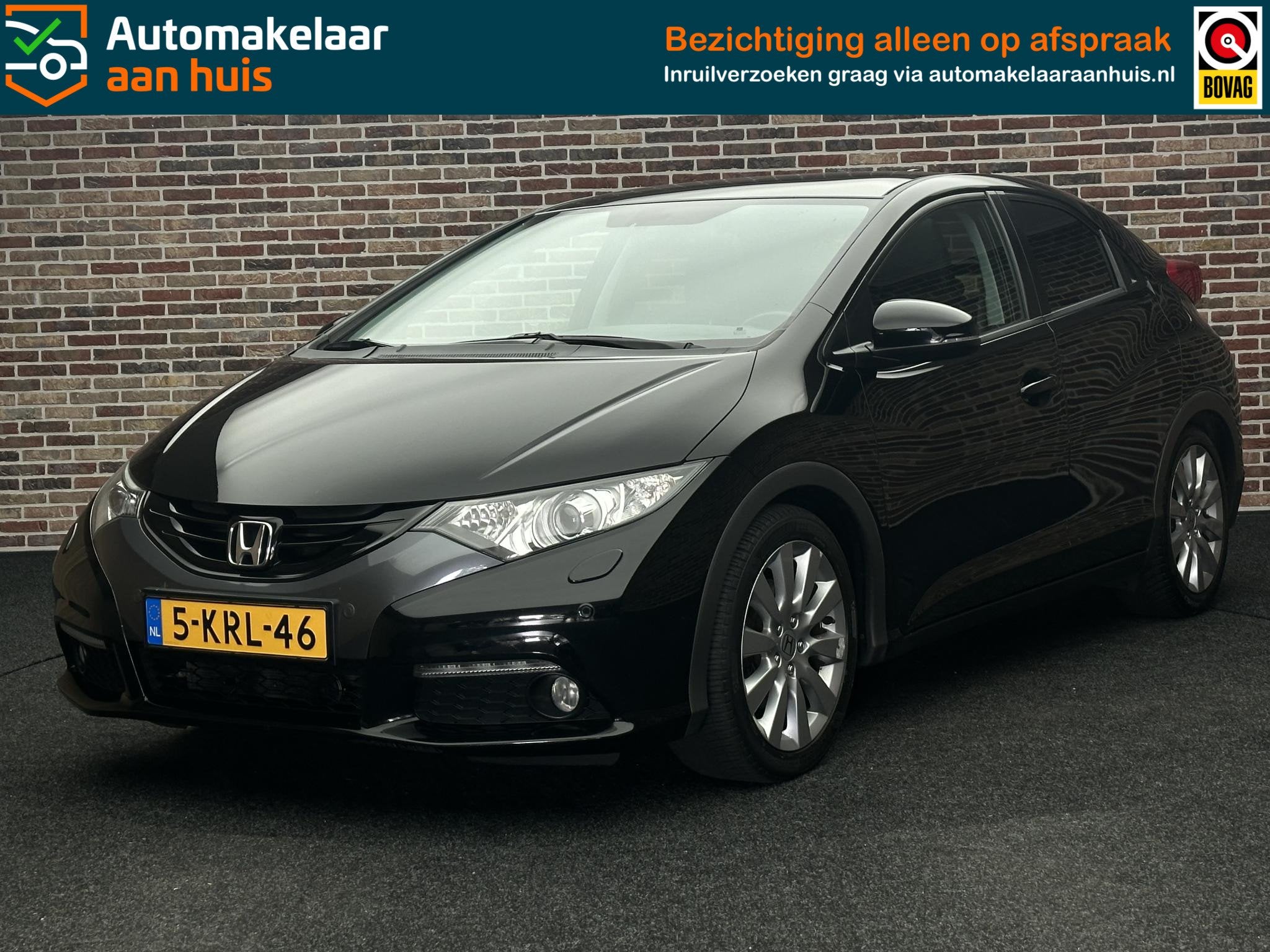 Honda Civic 1.8 Executive Automaat Trekhaak Xenon Camera Nav, Auto's, Gebruikt, Euro 6, 4 cilinders, Zwart