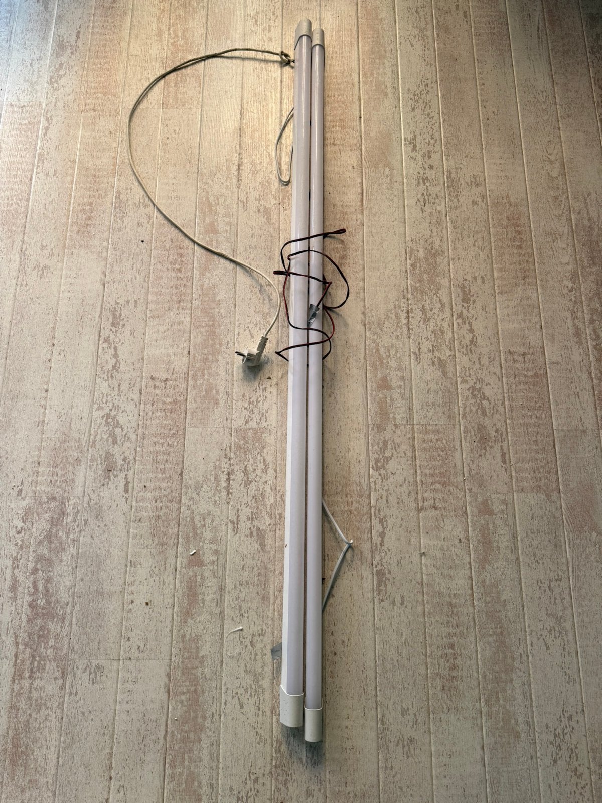 LED-armatuur met twee geïntegreerde LED-buizen van 150 cm, Ophalen, Zo goed als nieuw