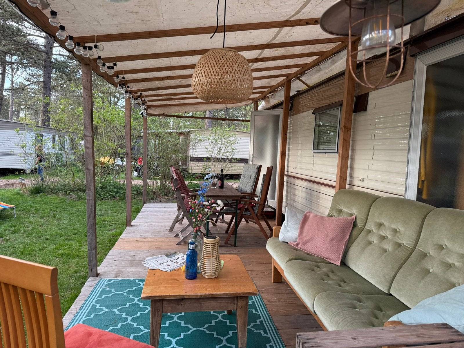 Caravan te huur op Camping Bakkum, Dennenbos