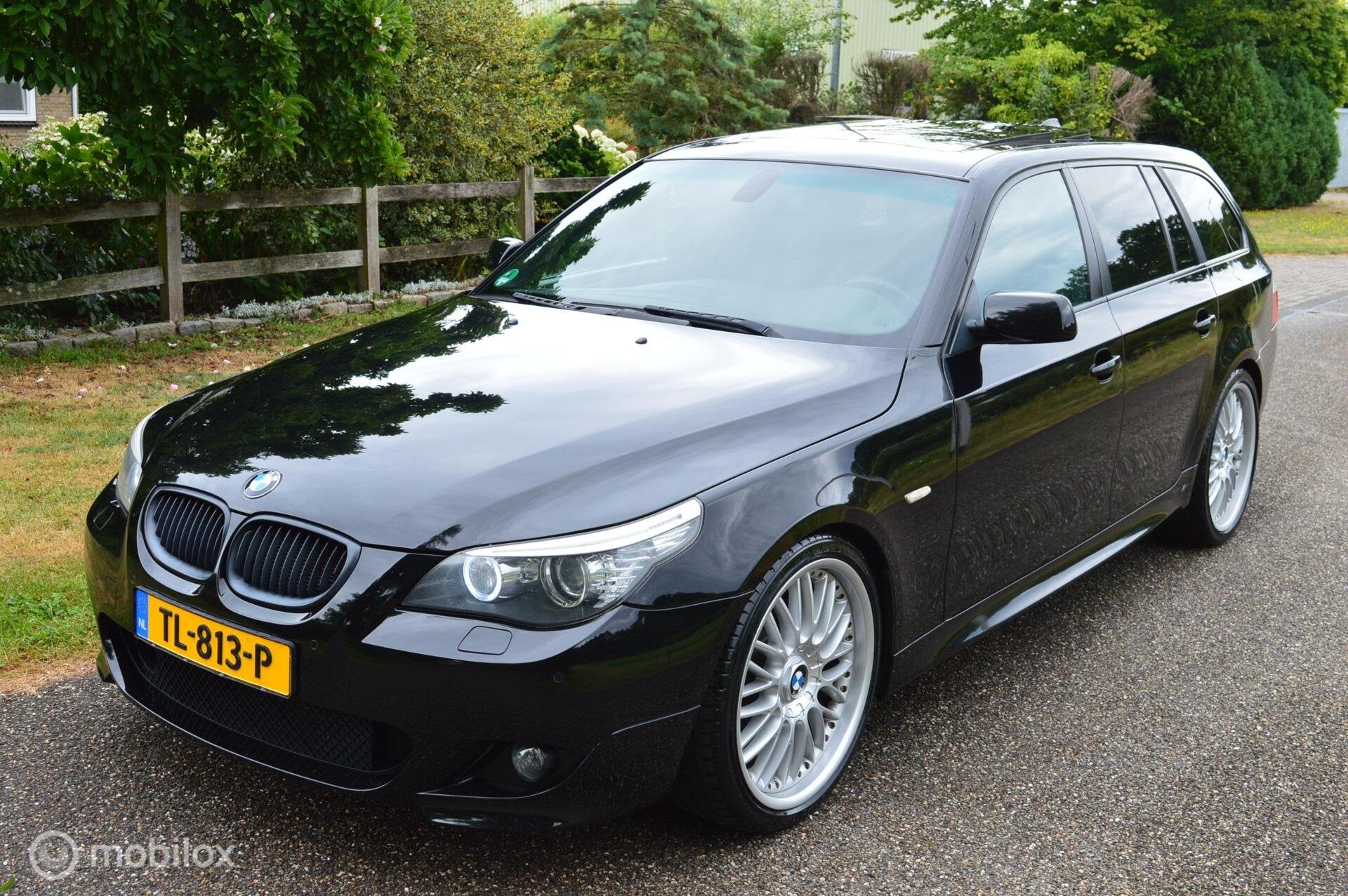 BMW 5-serie E61 525D LCI Facelift / M-SPORT / Softclose /ACC, Auto's, Automaat, Gebruikt, 2000 kg, Zwart
