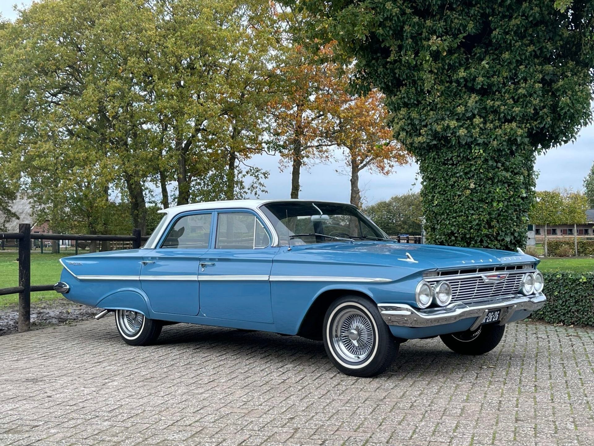 Chevrolet BEL AIR 1961 V8 automaat gerestaureerd NL-kenteken, Auto's, Automaat, Zwart, Overige carrosserieën, Chevrolet