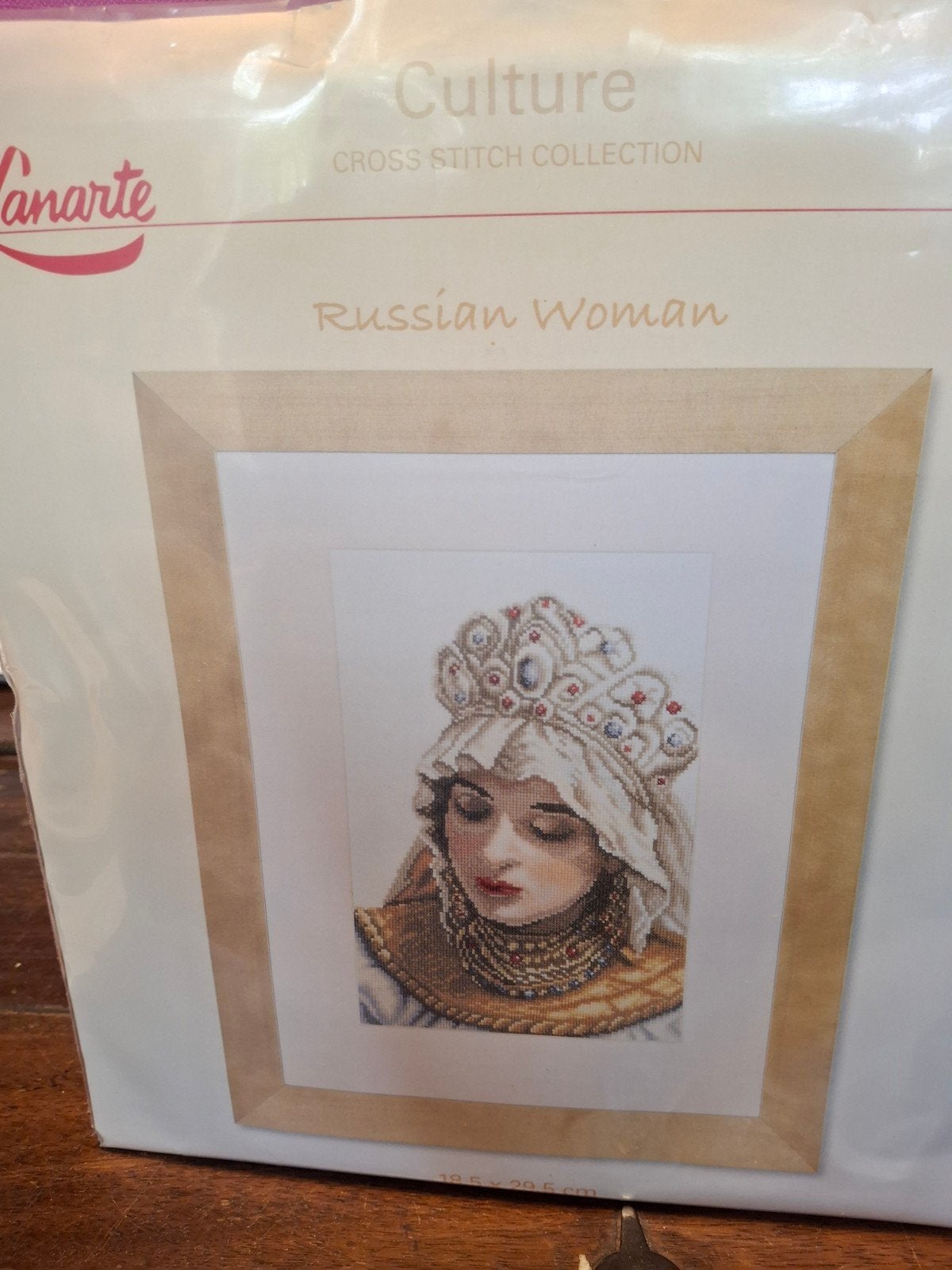 Russin woman, Hobby en Vrije tijd, Borduren en Borduurmachines, Ophalen of Verzenden, Nieuw, Borduurpakket