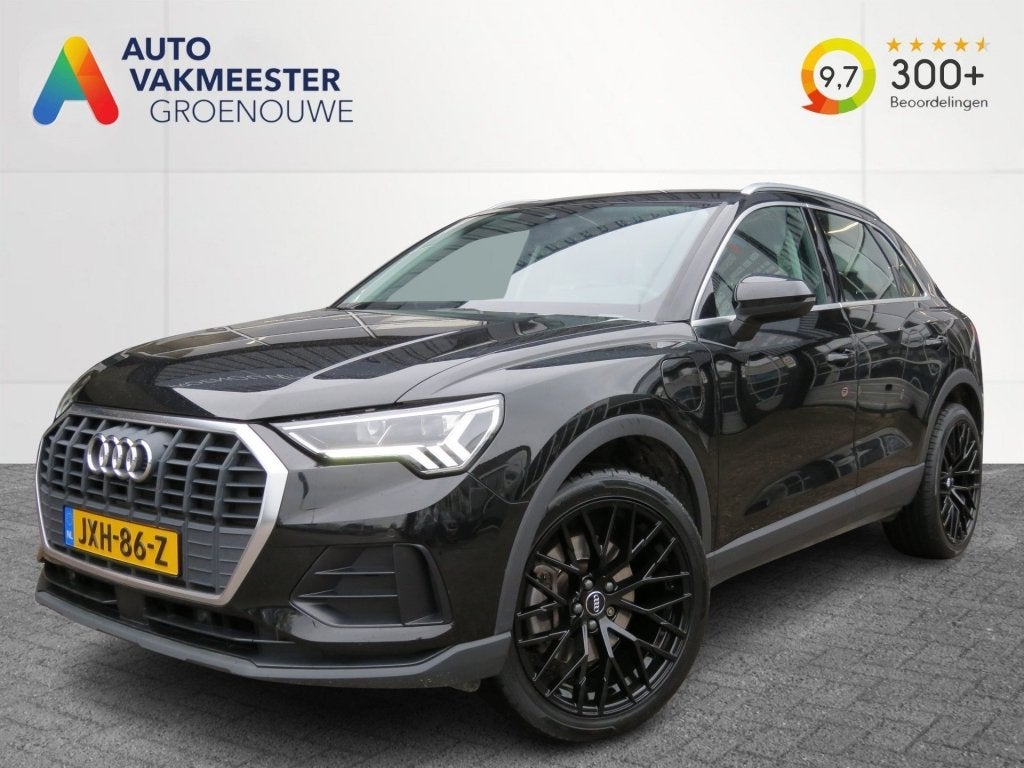 Audi Q3 45 TFSIe 245pk EDITION / 20 Inch / Camera / Matrix L, Gebruikt, Met garantie (alle), 116 pk, Zwart