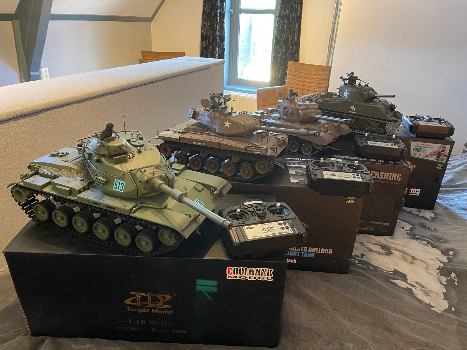 4 RC tanks: 3x Heng Long, 1x Tongde, Gebruikt, Schaal 1:16, RTR (Ready to Run), Ophalen