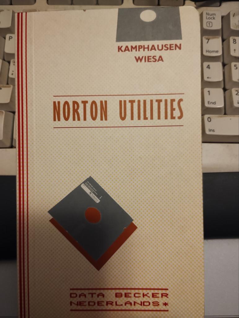 Boek norton utilities, Ophalen of Verzenden