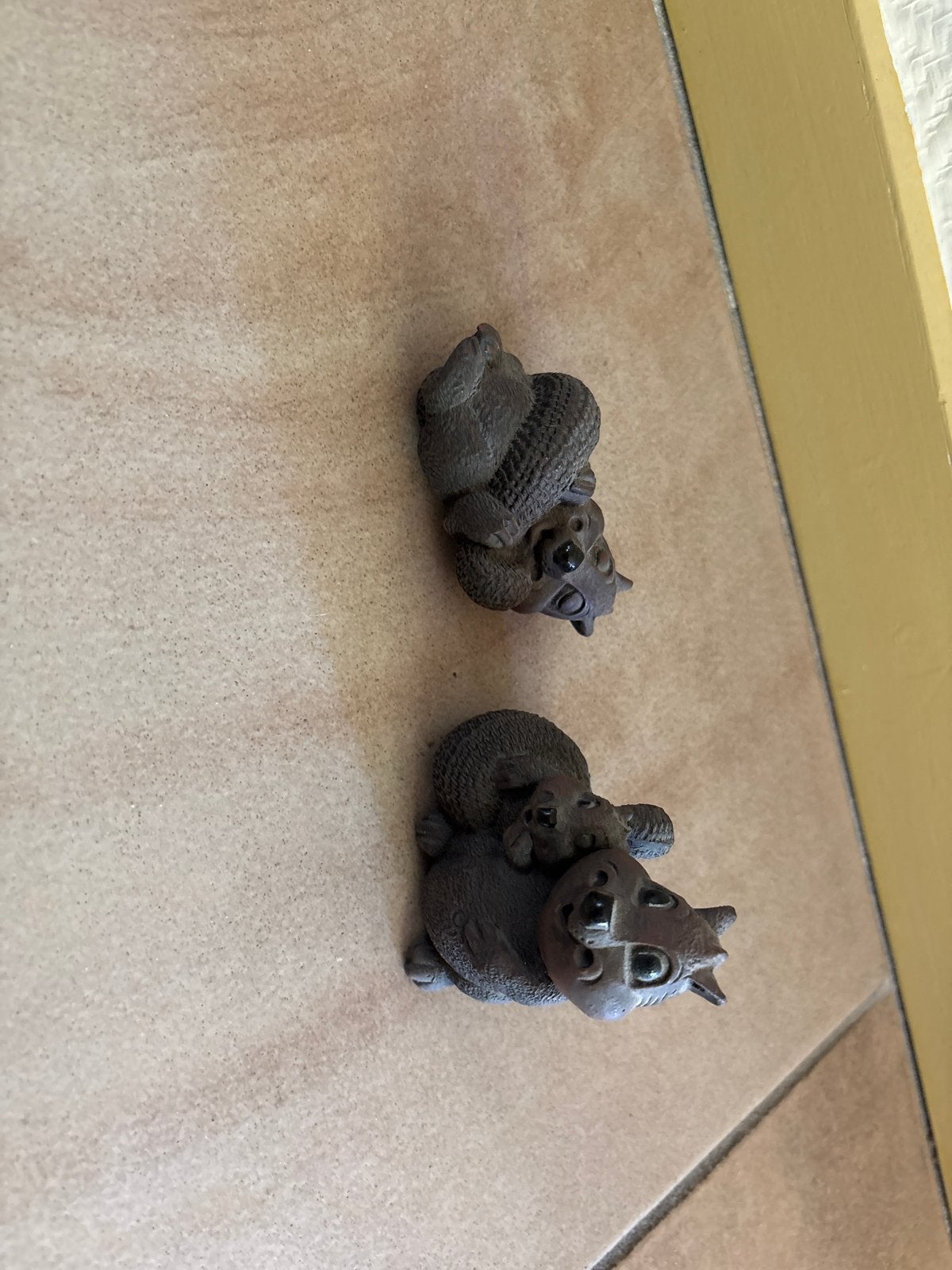 Set van 2 schattige eekhoorn beeldjes, Ophalen, Zo goed als nieuw, Wild dier, Beeldje of Figuurtje