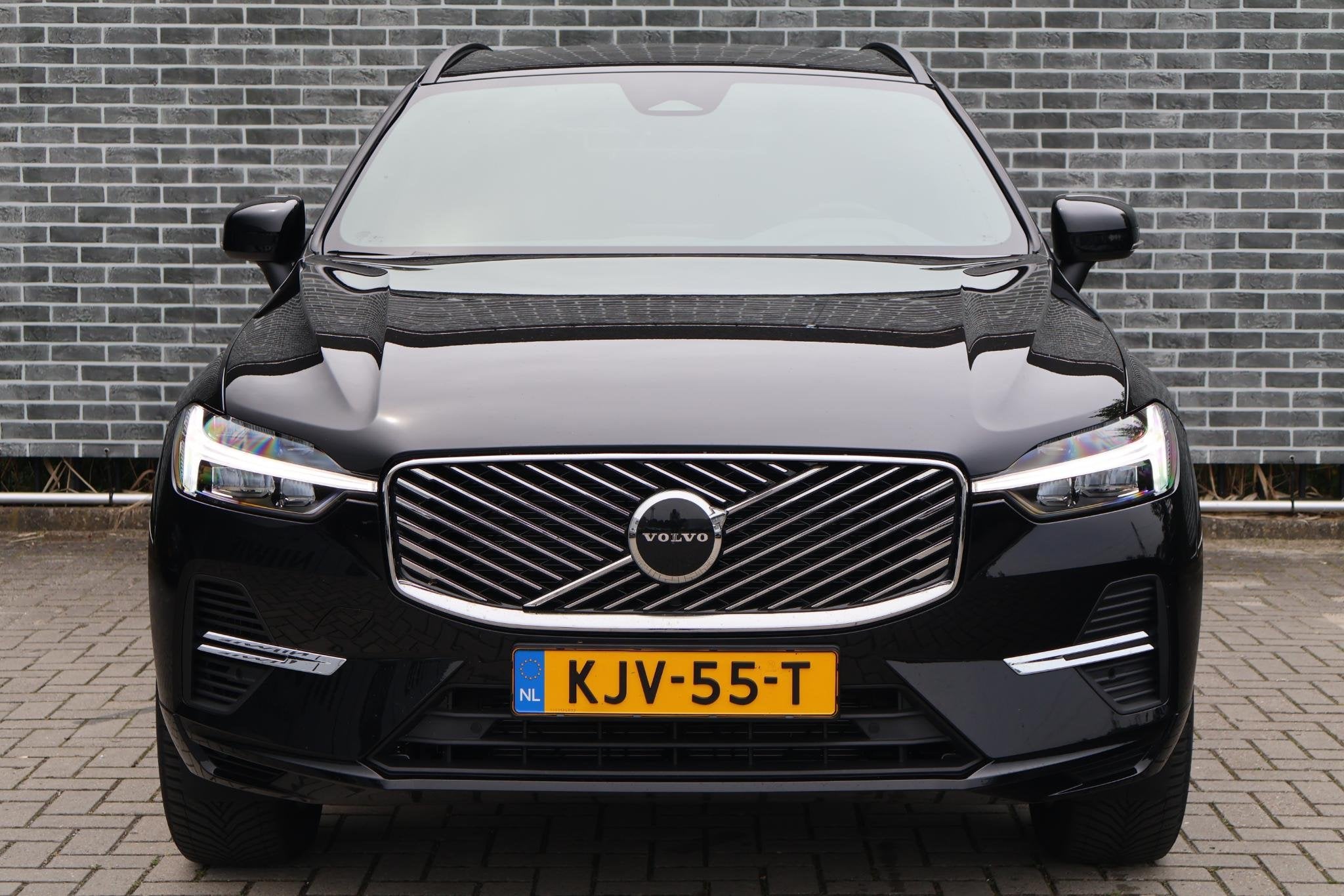Volvo XC60 2.0 T6 Plug-in hybrid AWD Essential | Gratis Trek, Auto's, Automaat, 12 maanden, 4 cilinders, 180 min