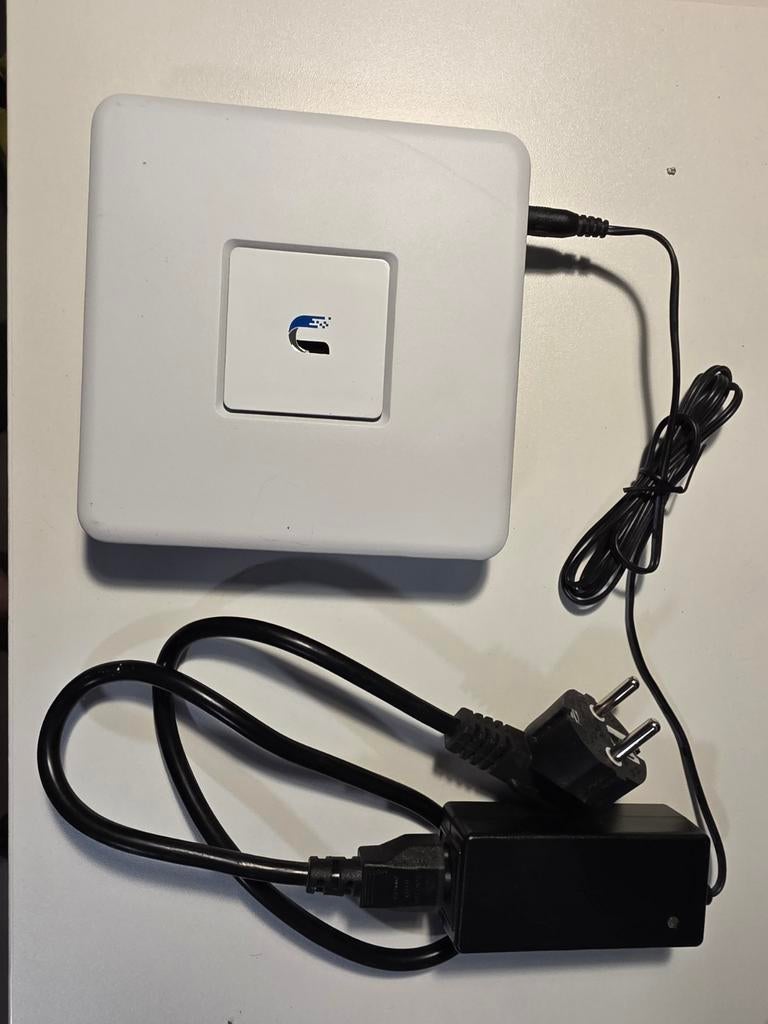 Ubiquiti UniFi Security Gateway (USG) Router, Ophalen, Gebruikt, Router, Ubiquiti