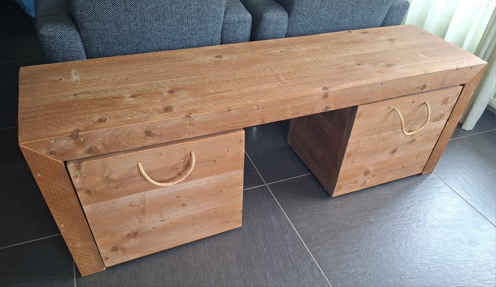 Steigerhouten speeltafel met opbergbakken op wieltjes, Ophalen, Gebruikt