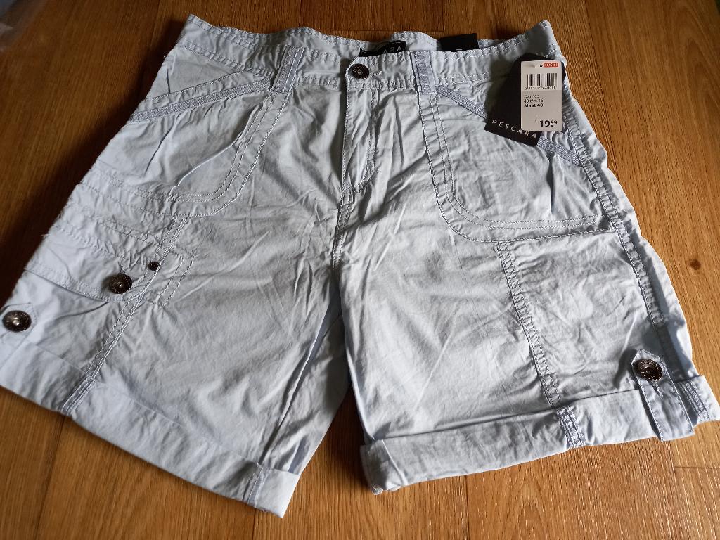 Pescara lichtblauwe korte broek maat 40 * Nieuw *., Kleding | Dames, Maat 38/40 (M), Kort, Blauw, Nieuw