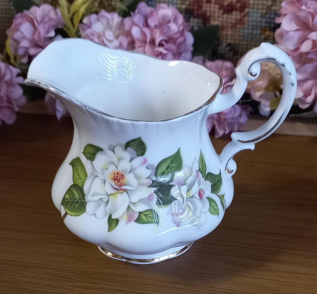 Mooi brocant Engels melkkannetje, wit/roze bloemen, Paragon, Antiek en Kunst, Ophalen of Verzenden