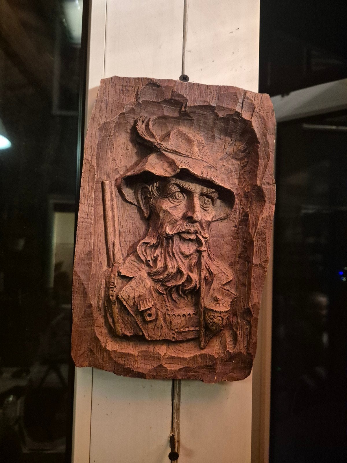 Uniek houtsnijwerk: Jager met baard en hoed, Ophalen of Verzenden, Handgemaakt, Wanddecoratie, 20 - 50 cm