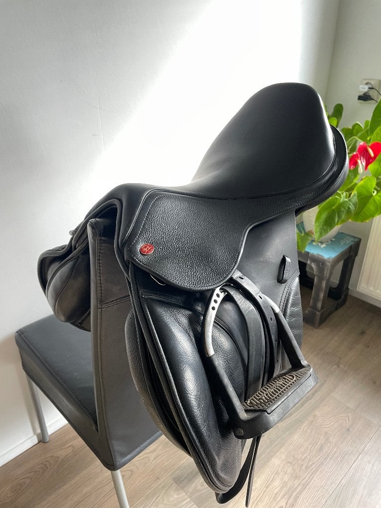 Kent & Masters Springzadel 17 inch, Ophalen, Gebruikt, Vlakke zit, Overige merken