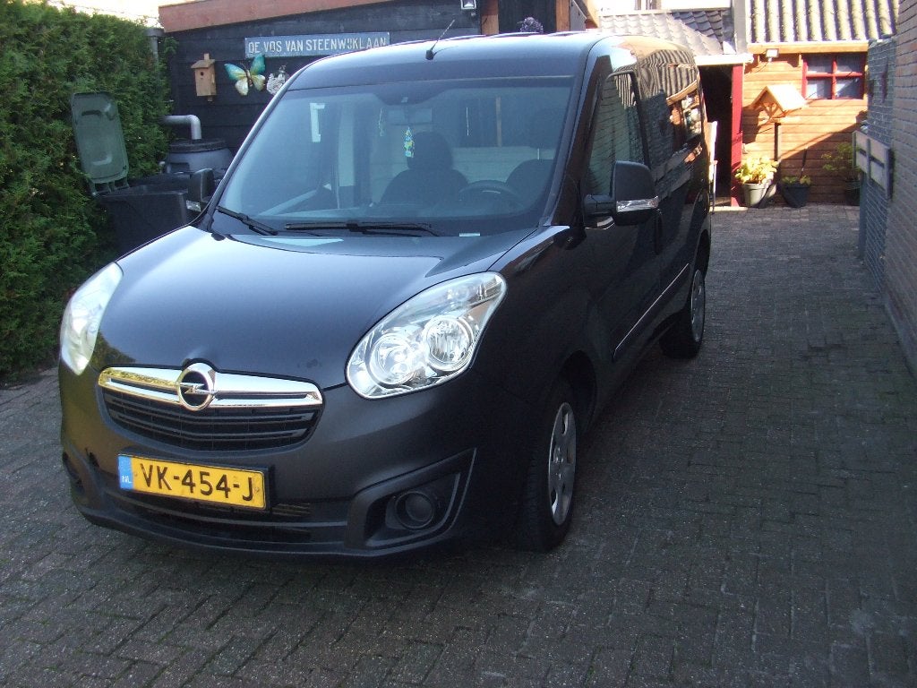 Opel Combo 1.6 D 66KW 2014, Auto's, Euro 5, Stof, Zwart, 4 cilinders