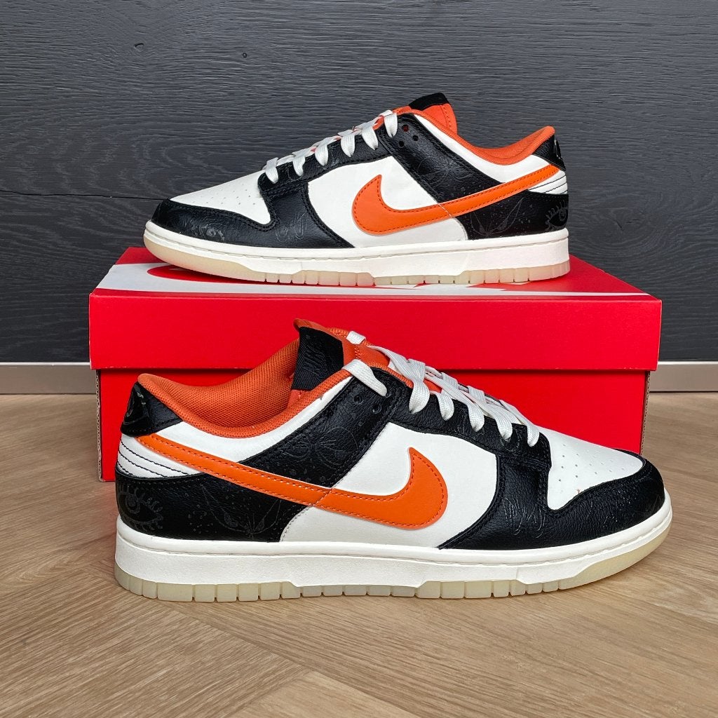 Nike Dunk Low PRM Halloween (2021) maat 41 NIEUW, Kleding | Heren, Schoenen, Ophalen of Verzenden, Nieuw, Overige kleuren