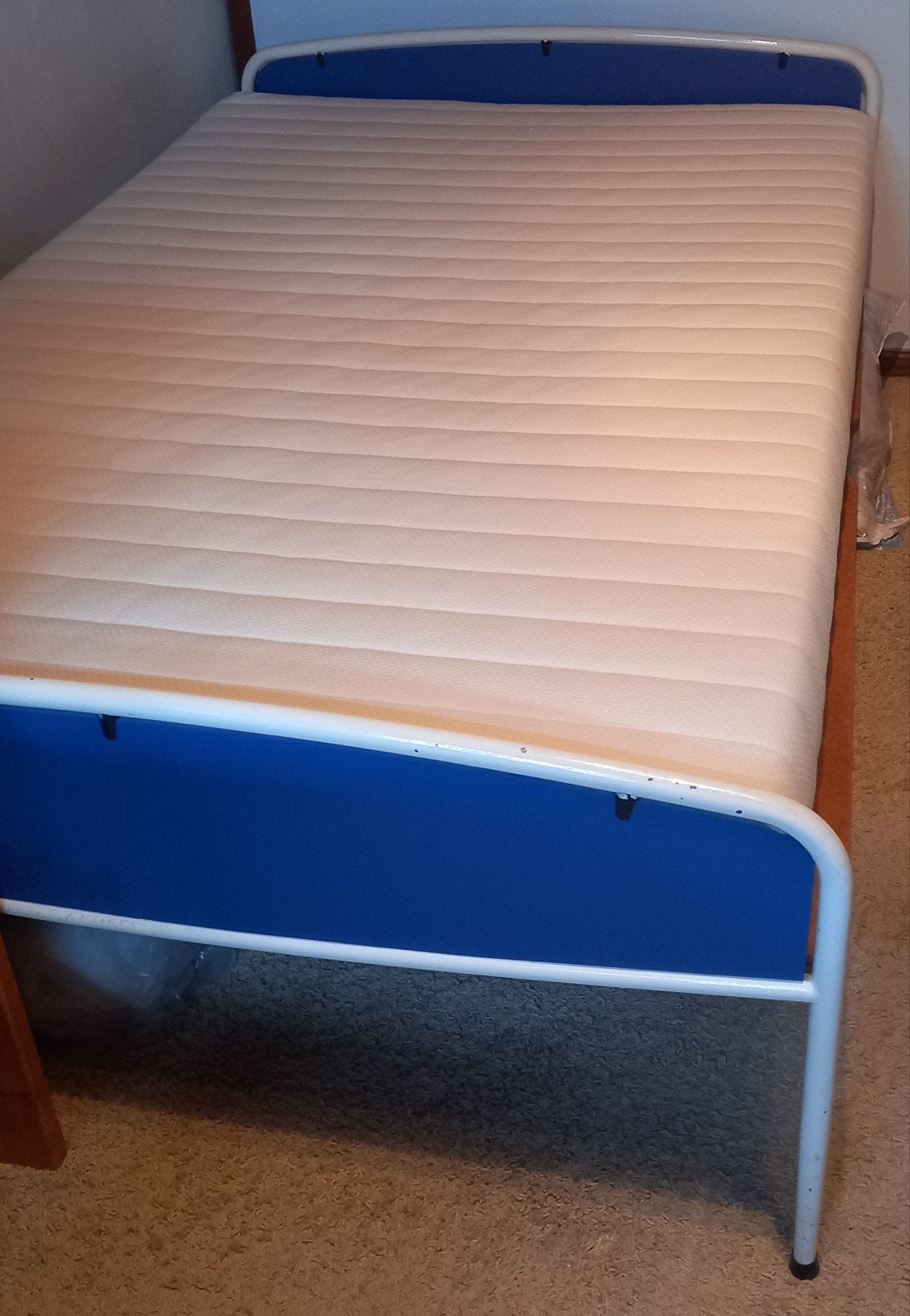 Super leuk bed met kaptafel, Ophalen, Zo goed als nieuw, Meisje