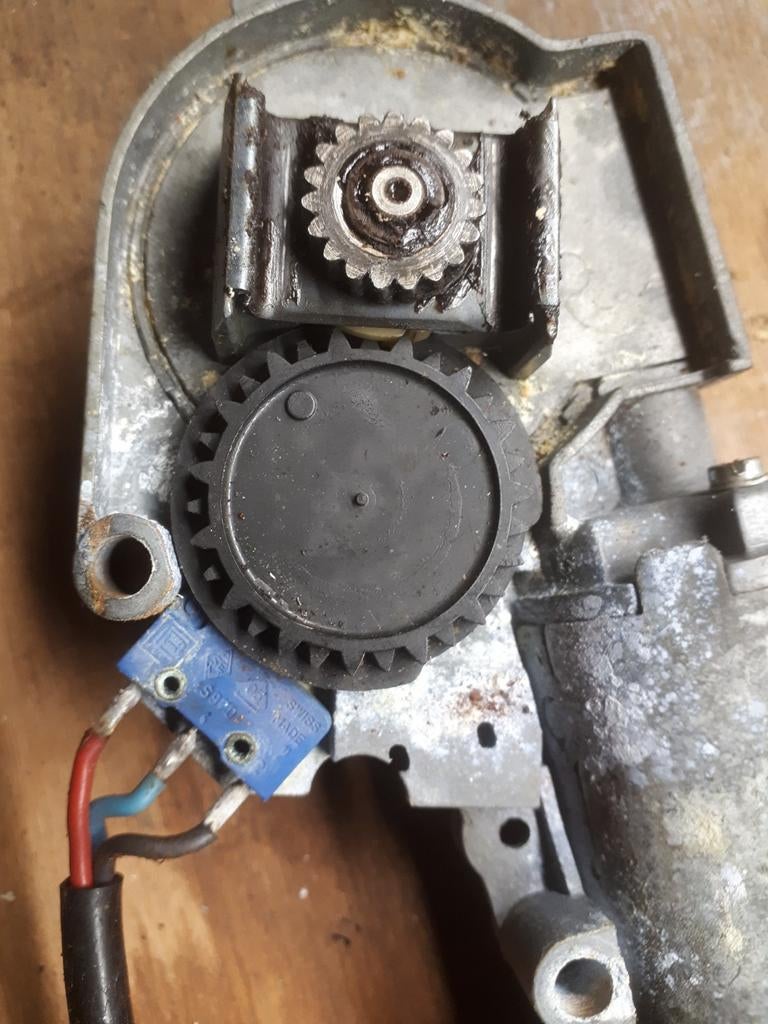 BMW E24 628 630 633 635 cs csi motor schuifdak, Ophalen of Verzenden, Gebruikt, BMW