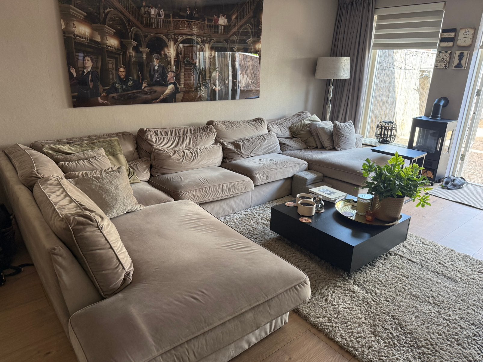 Loungebank U Erik Kusters Velvet Taupe zgan, Huis en Inrichting, Banken | Bankstellen, Ophalen, Zo goed als nieuw, Vierpersoons of meer