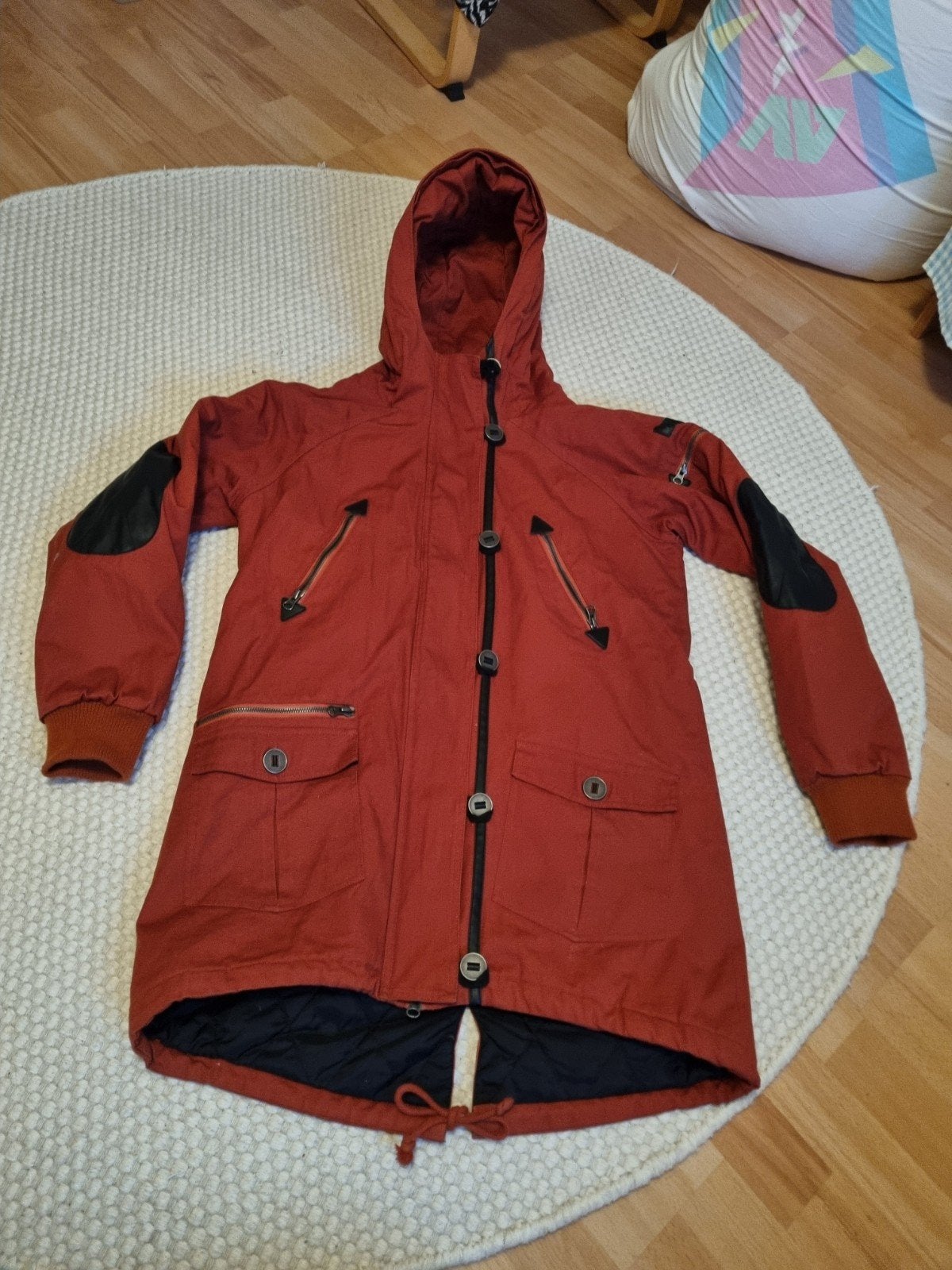 Nikita winterjas maat M, Maat 38/40 (M), Ophalen of Verzenden, Gedragen, Nikita