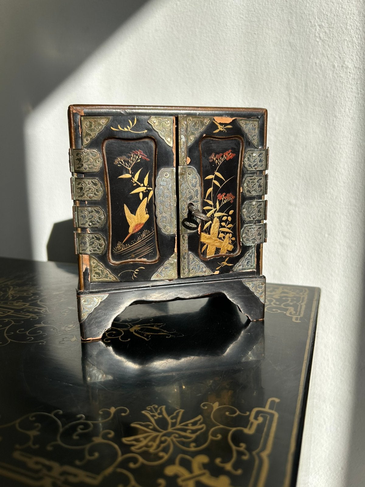 Antiek Japans zwart lakwerk juwelenkastje, Ophalen of Verzenden