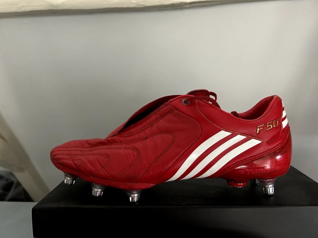 adidas +f50.8 tunit red/white soccer cleats size us 9,5 10 4, Gebruikt, Maat XS of kleiner, Schoenen, Ophalen of Verzenden