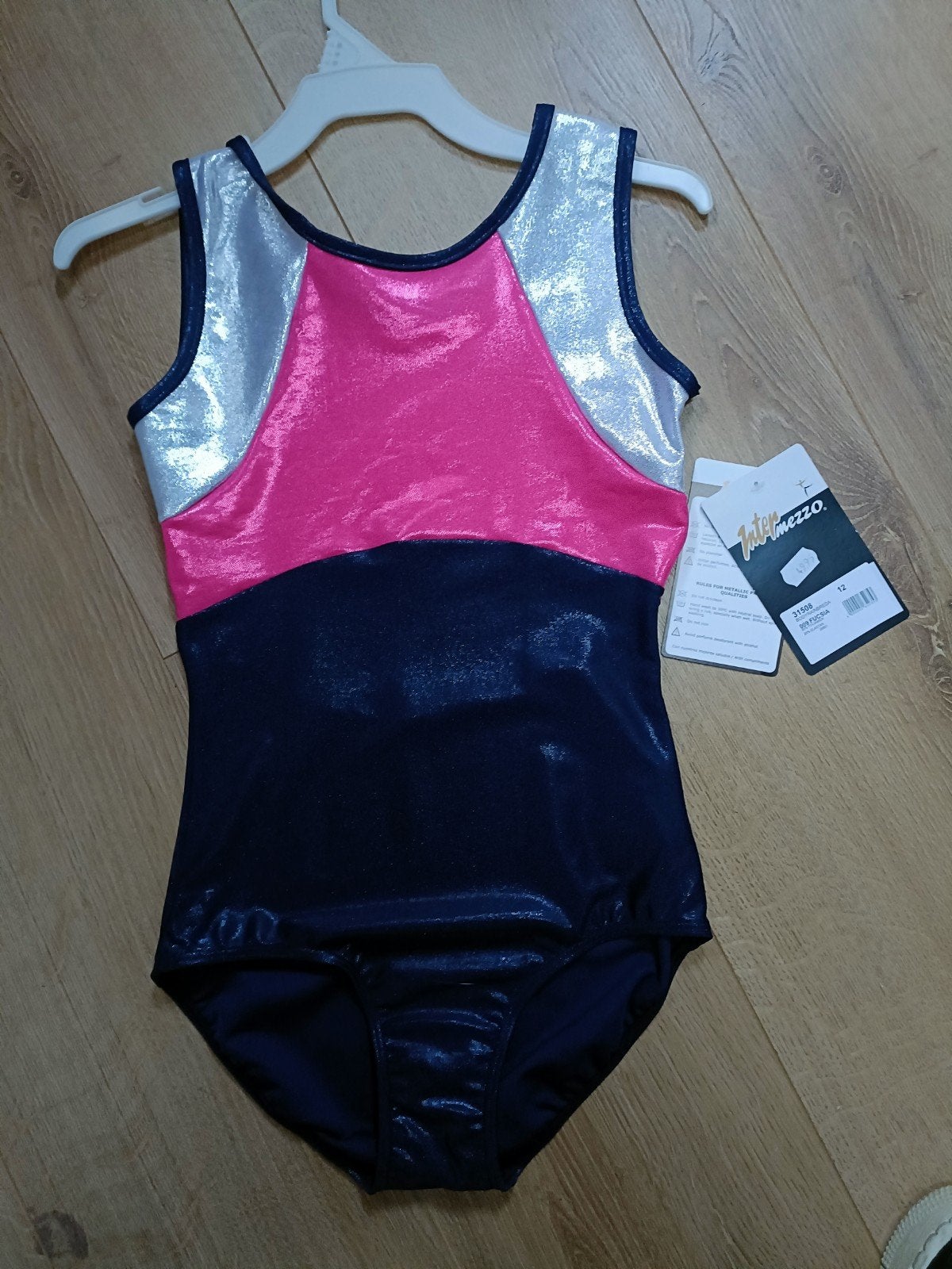 Intermezzo Turnpakje XS (34) Nieuw - Gymnastiek Leotard, Sport en Fitness, Nieuw, Ophalen of Verzenden, Roze, Turnpak(je)