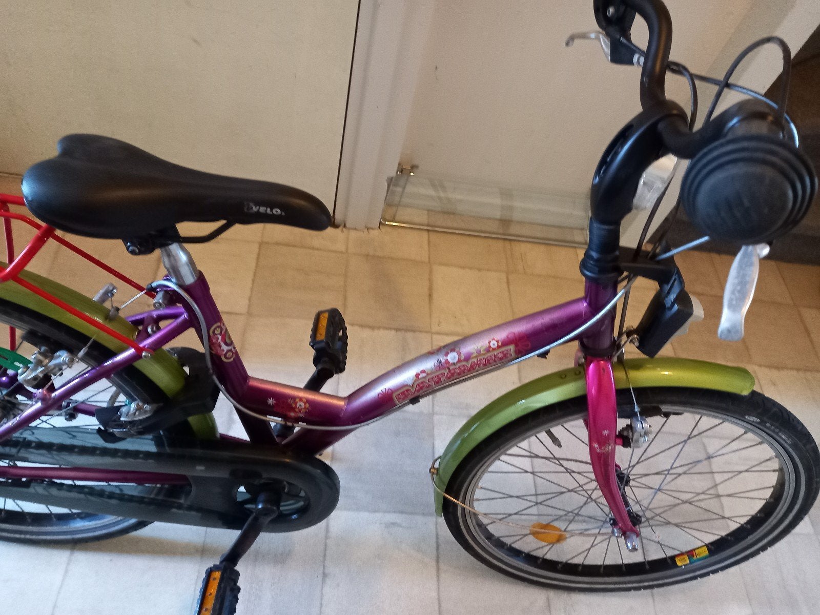 22 inch fiets - geen roest, werkende remmen en verlichting, Ophalen of Verzenden, Zo goed als nieuw, 20 inch of meer