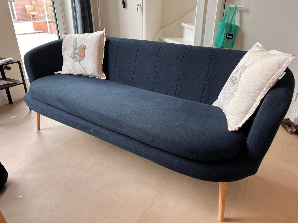Nieuwe blauwe driezitsbank in perfecte staat, Huis en Inrichting, Ophalen of Verzenden, Nieuw, Driepersoons, Stof