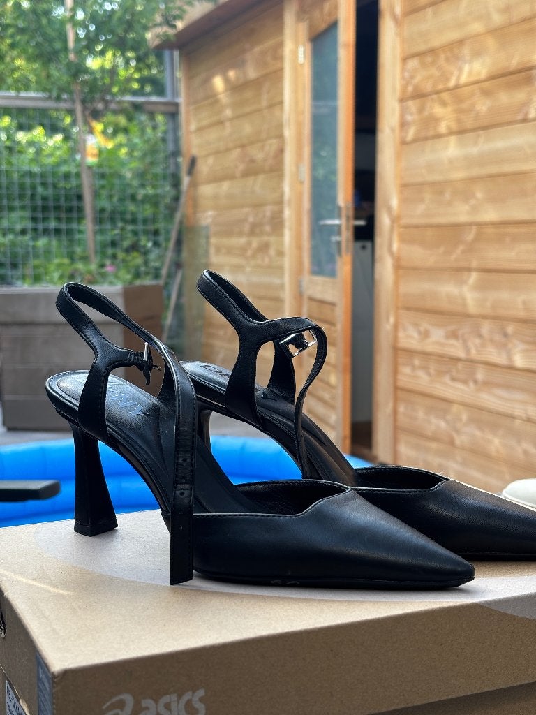 Dkny zwarte hak maat 36, Pumps, Zwart, Nieuw, Ophalen of Verzenden