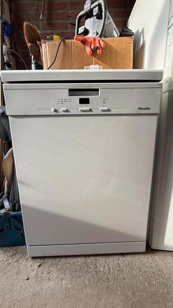 Vrijstaande Miele vaatwasser G 4910 SC, Witgoed en Apparatuur, Vaatwasmachines, Ophalen, Gebruikt, Minder dan 10 liter, Energieklasse A of zuiniger