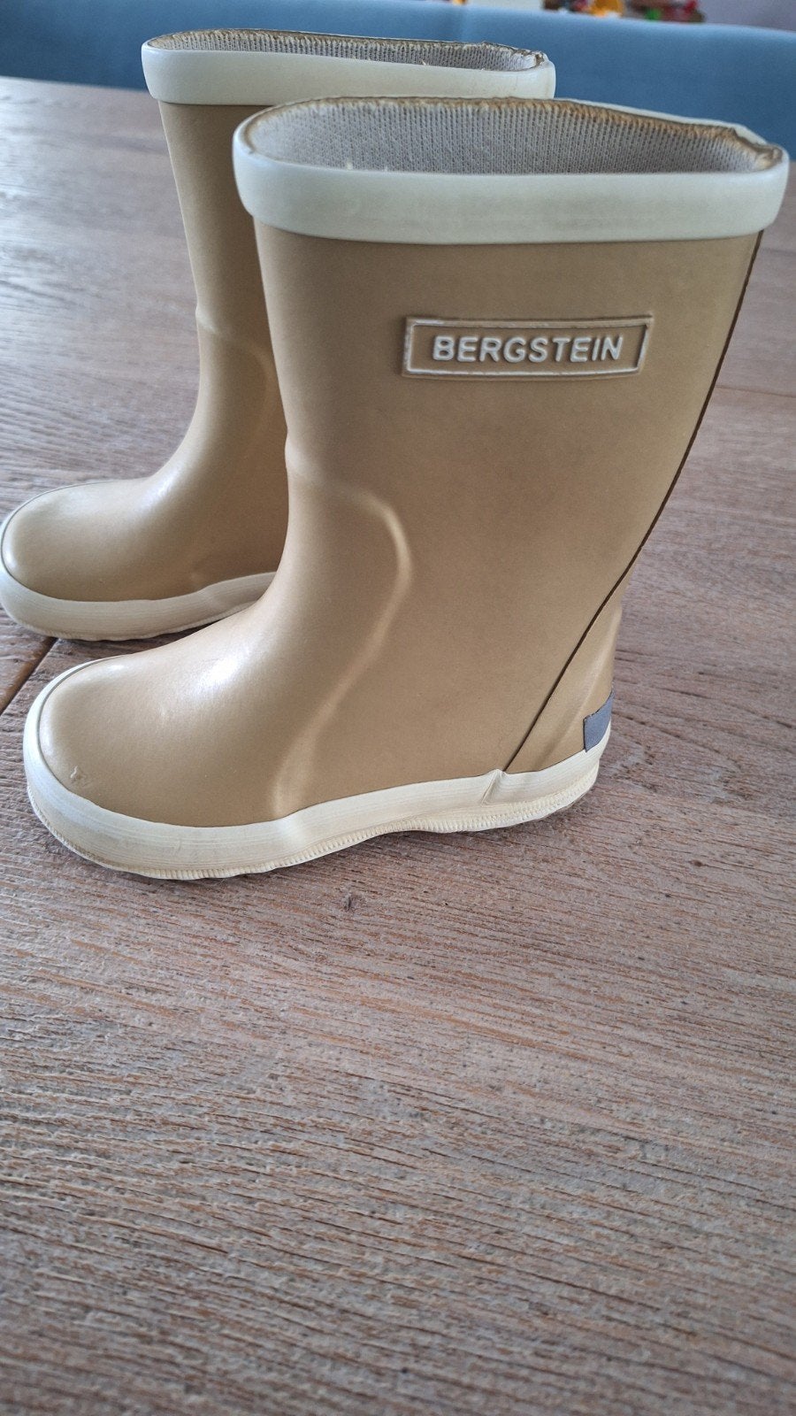 Mooie goudkleurige Bergstein laarsjes maat 22!, Gebruikt, Meisje, Ophalen of Verzenden, Laarzen