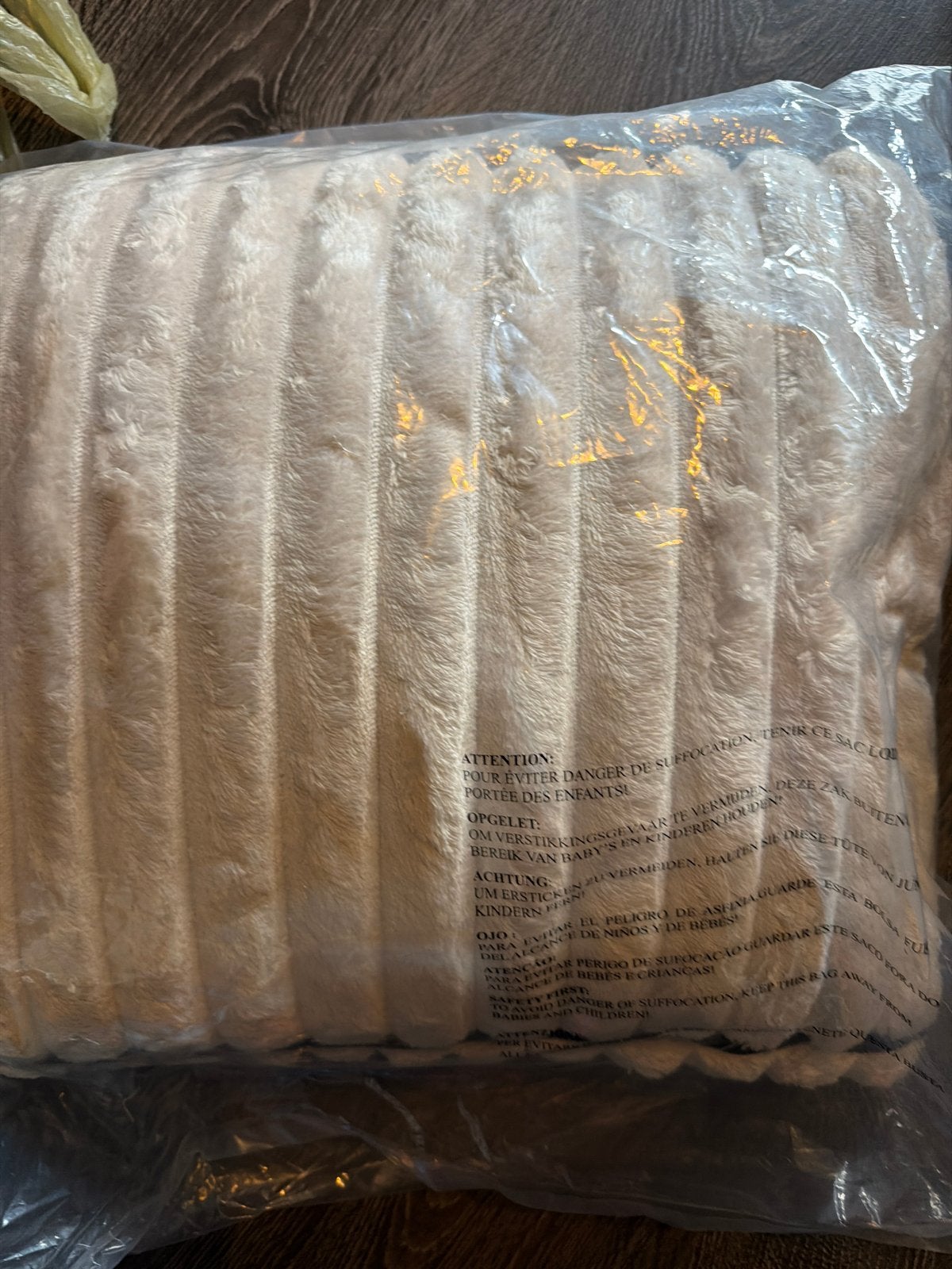 Multifunctioneel Faux Fur Wrap  deken tje - Beige, Ophalen of Verzenden, Nieuw