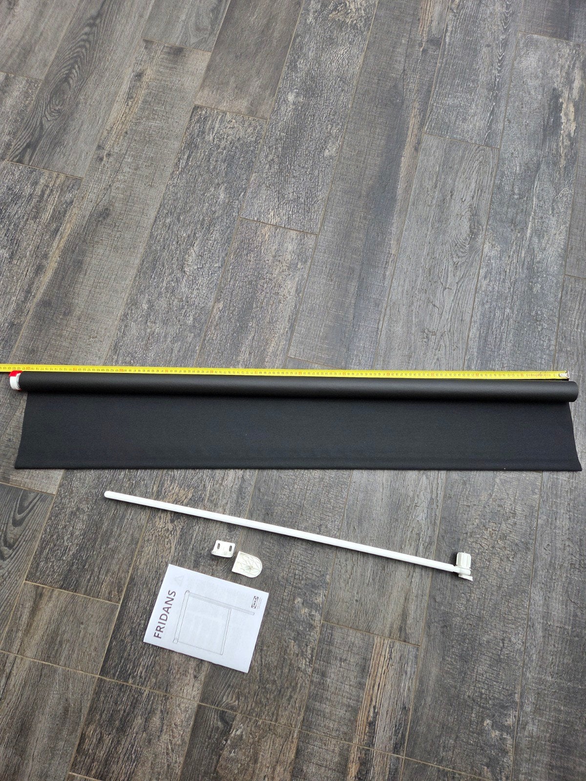 Te koop, IKEA fridans zwart verduisterend rolgordijn, Ophalen, 100 tot 150 cm, Zwart, Zo goed als nieuw