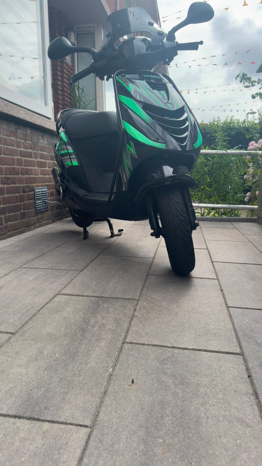 Piaggio zip sp groen/zwart, Ophalen, Zip, Zo goed als nieuw, Benzine