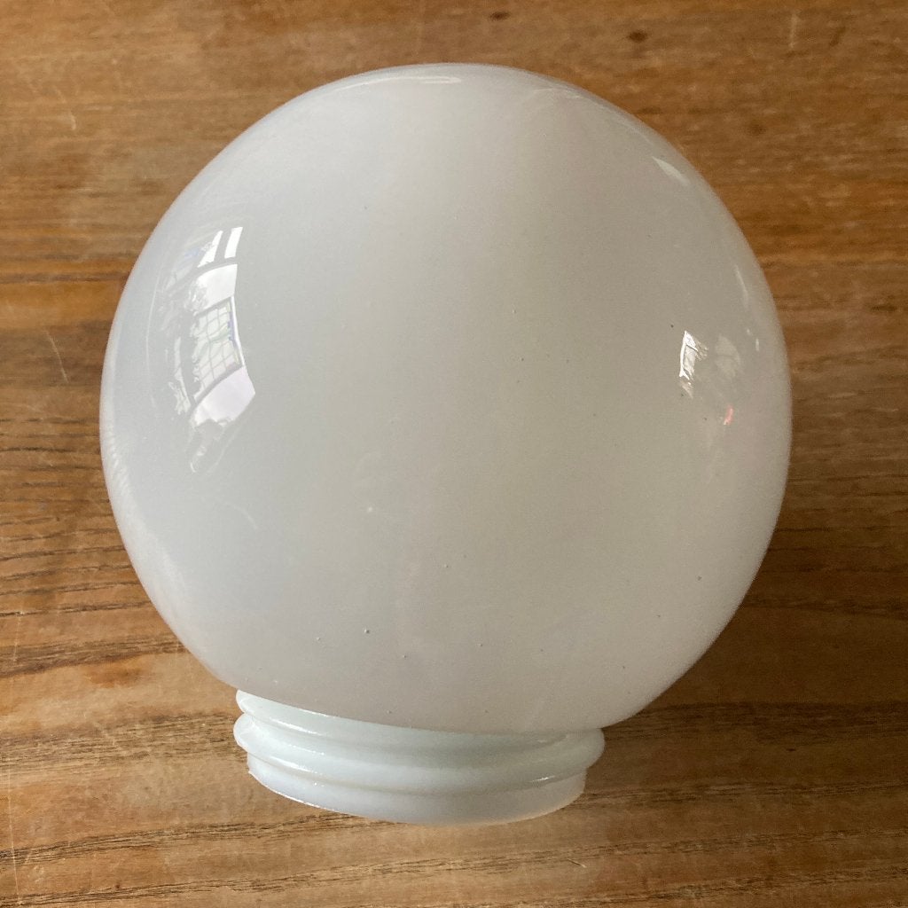 Vintage lampenbol schroefkogel melkglas opaal wit glas, Ophalen of Verzenden, Wit, Plafondlamp, Glas