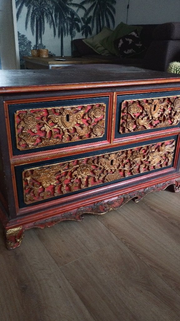 Antieke Indonesische Peranakan lade kast handgesneden, Antiek en Kunst, Ophalen of Verzenden
