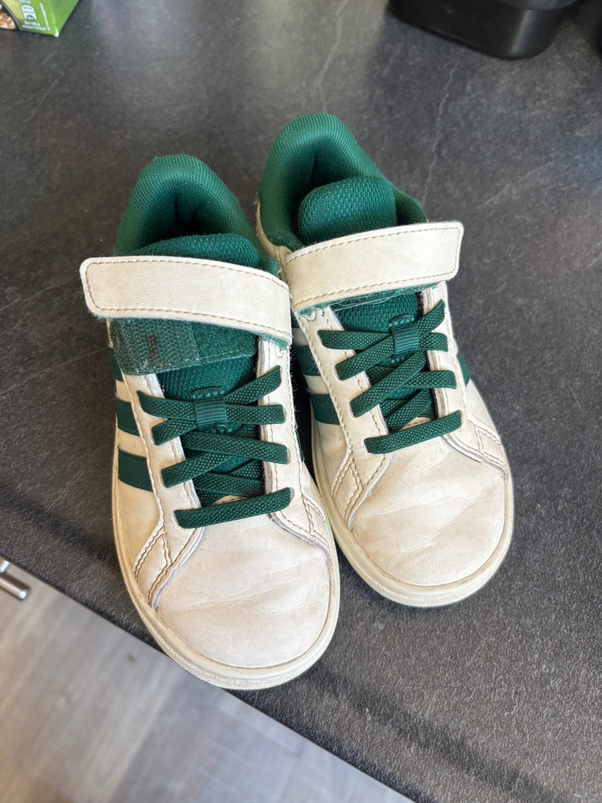 Adidas schoenen maat 29, Ophalen, Schoenen, Zo goed als nieuw, Jongen
