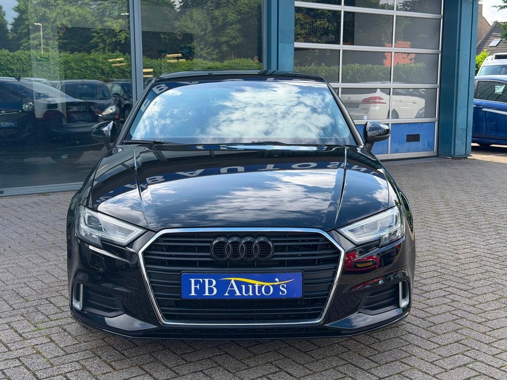 Audi A3 Limousine 1.0 TFSI Design Pro Line Plus Airco Lmv Na, Auto's, Audi, Stof, Gebruikt, 116 pk, Zwart